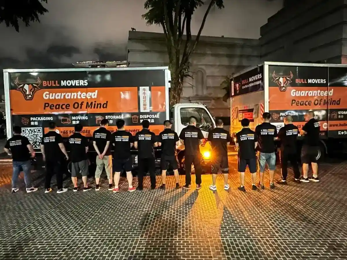 Best home movers team in Singapore at Bull Movers