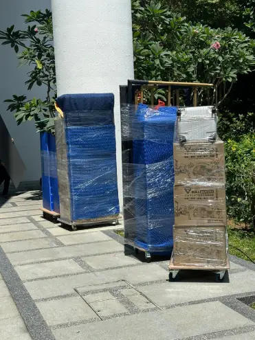 Home moving services in Singapore at Bull Movers